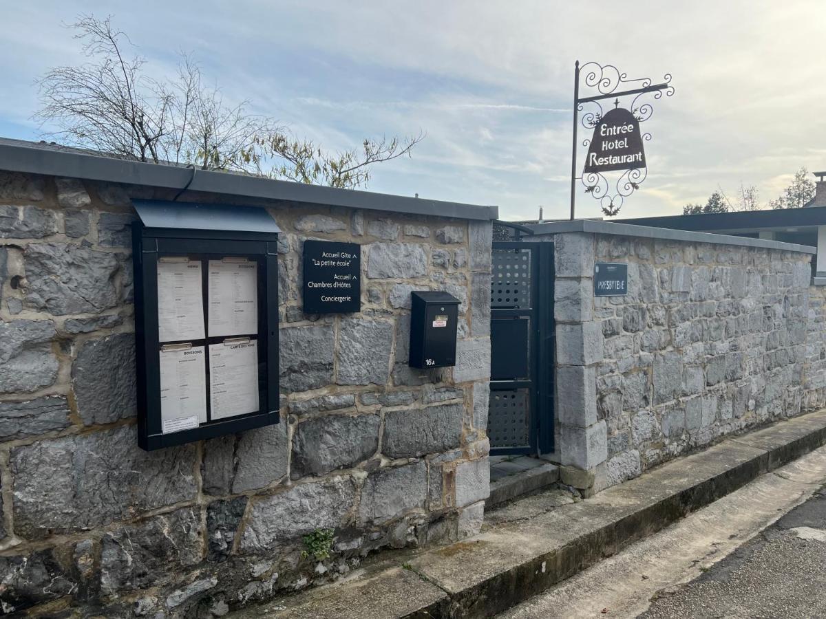 Le Presbytere De Sautour Bagian luar foto