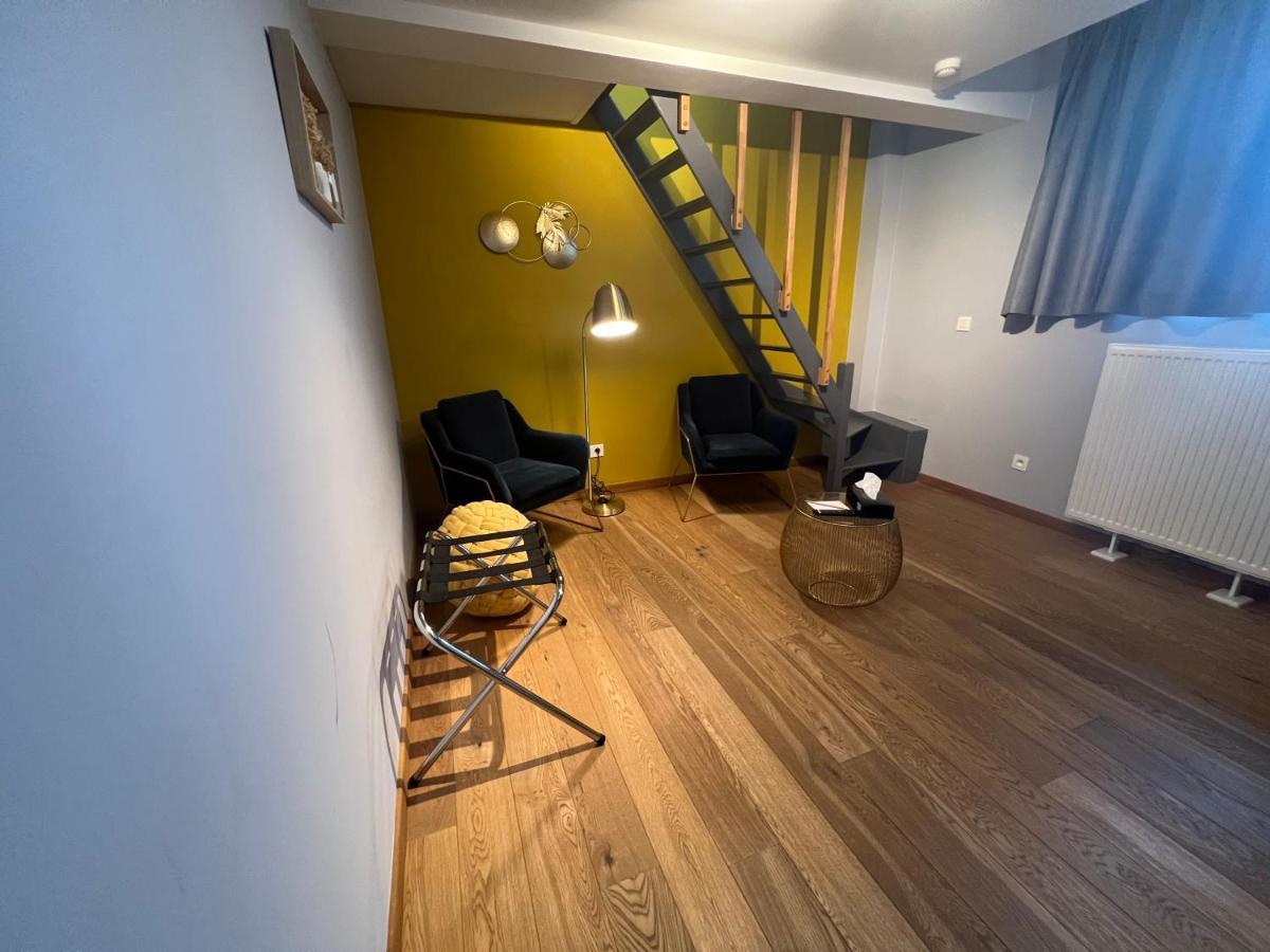 Le Presbytere De Sautour Bagian luar foto
